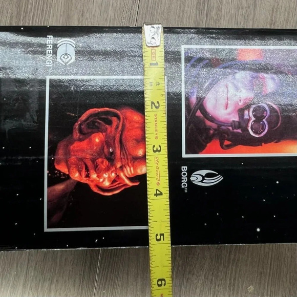 Star Trek The Next Generation: Borg Collector's Series Saving Bank-Thinkway Toys - Picture 8 of 8